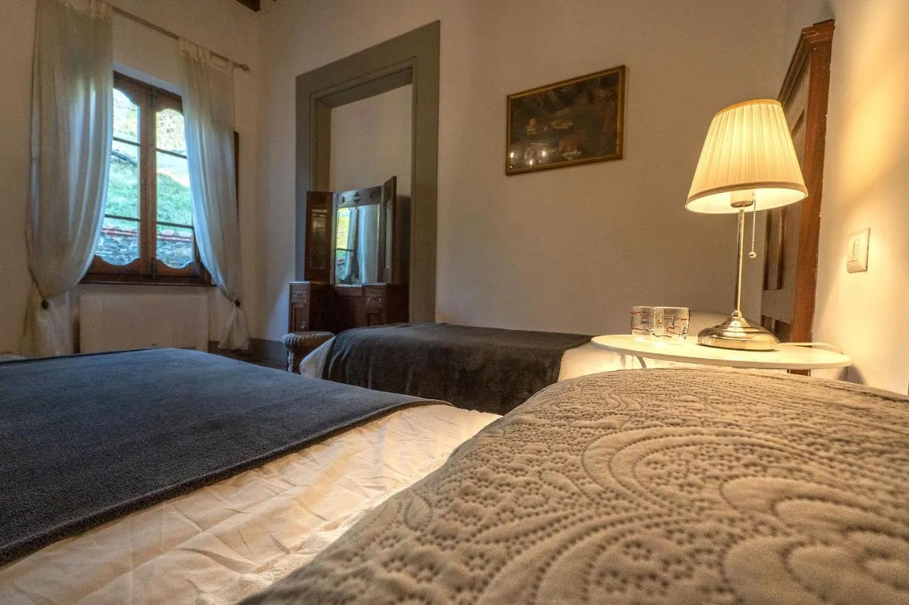 Villa Colle Olivi Pescia 0*,