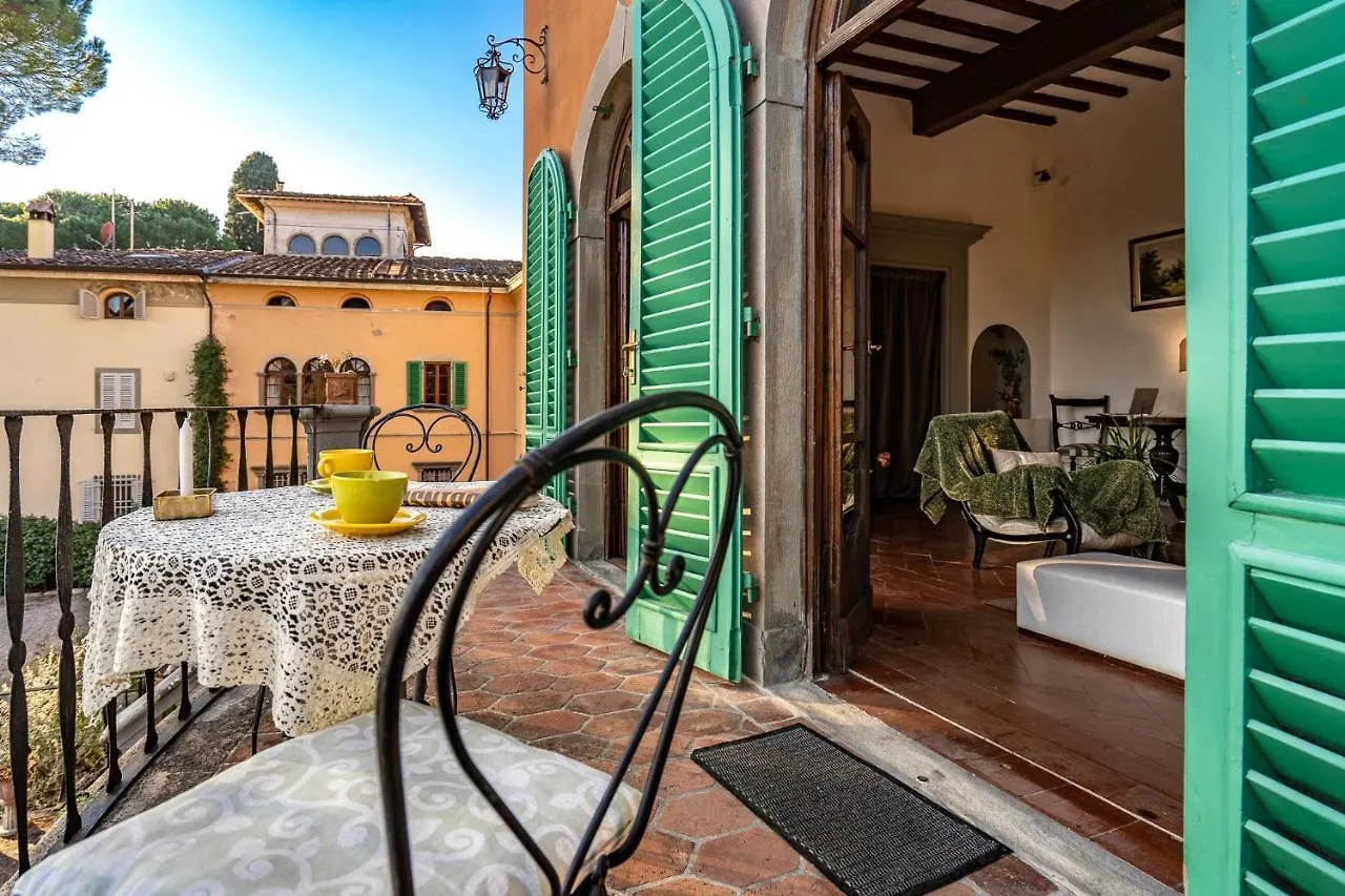 Villa Colle Olivi Pescia 0*,