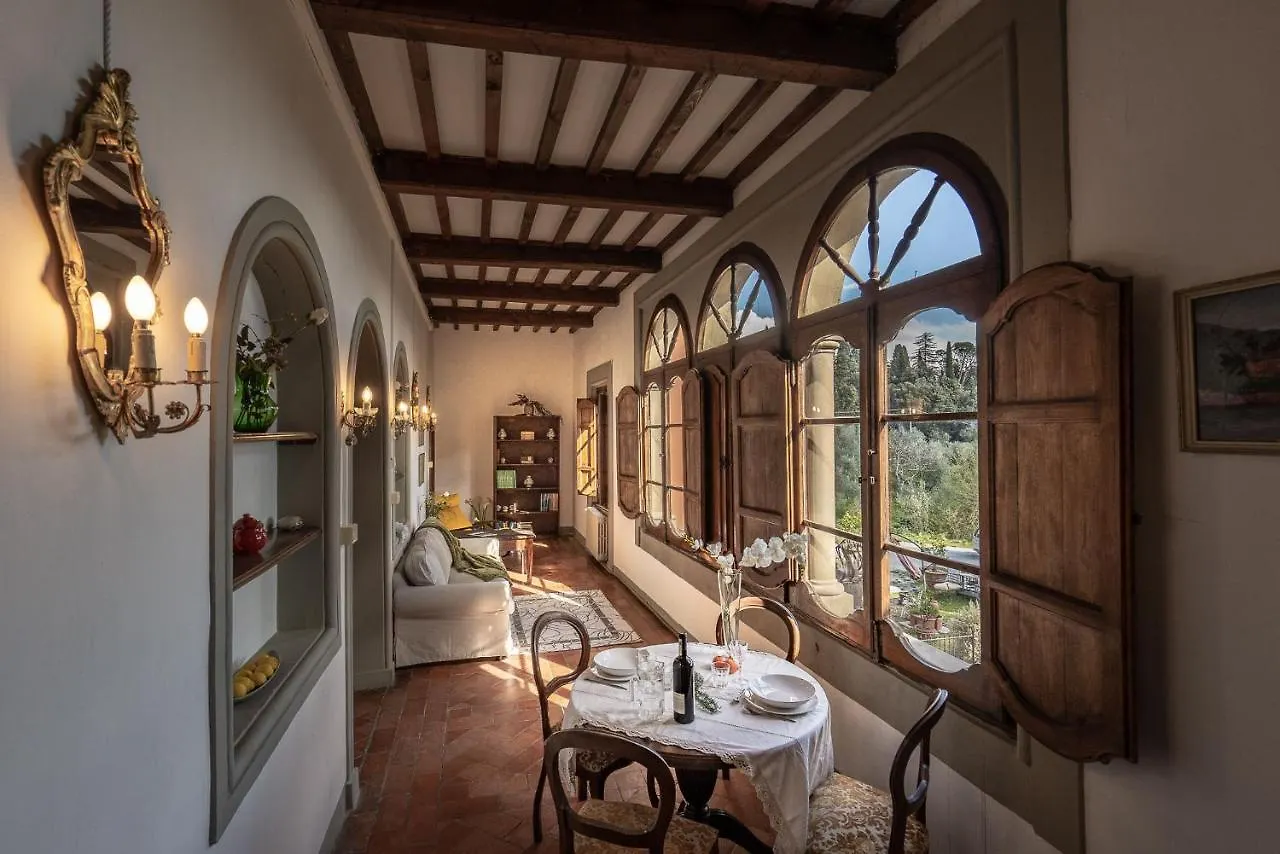 Alloggi In Villa Storica 0*, Pescia
